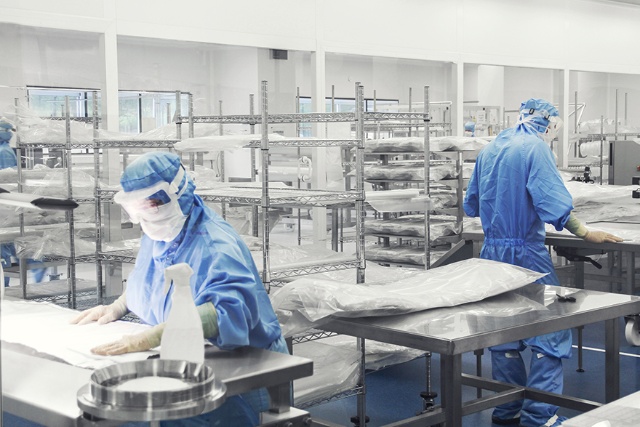 DPTE-BetaBag® production in ISO 5 and ISO 7 cleanrooms