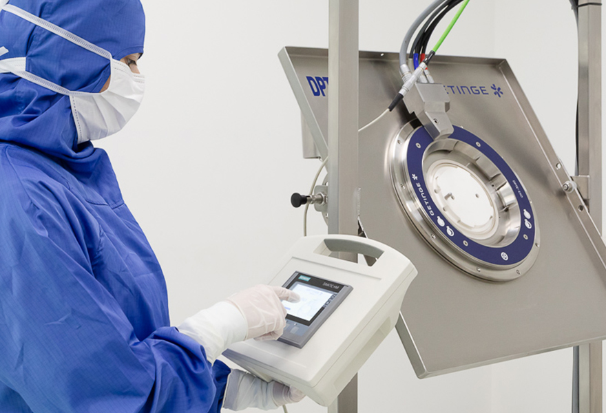 An operator using the DPTE-EXO portable maintenance display An operator using the DPTE-EXO portable maintenance display
