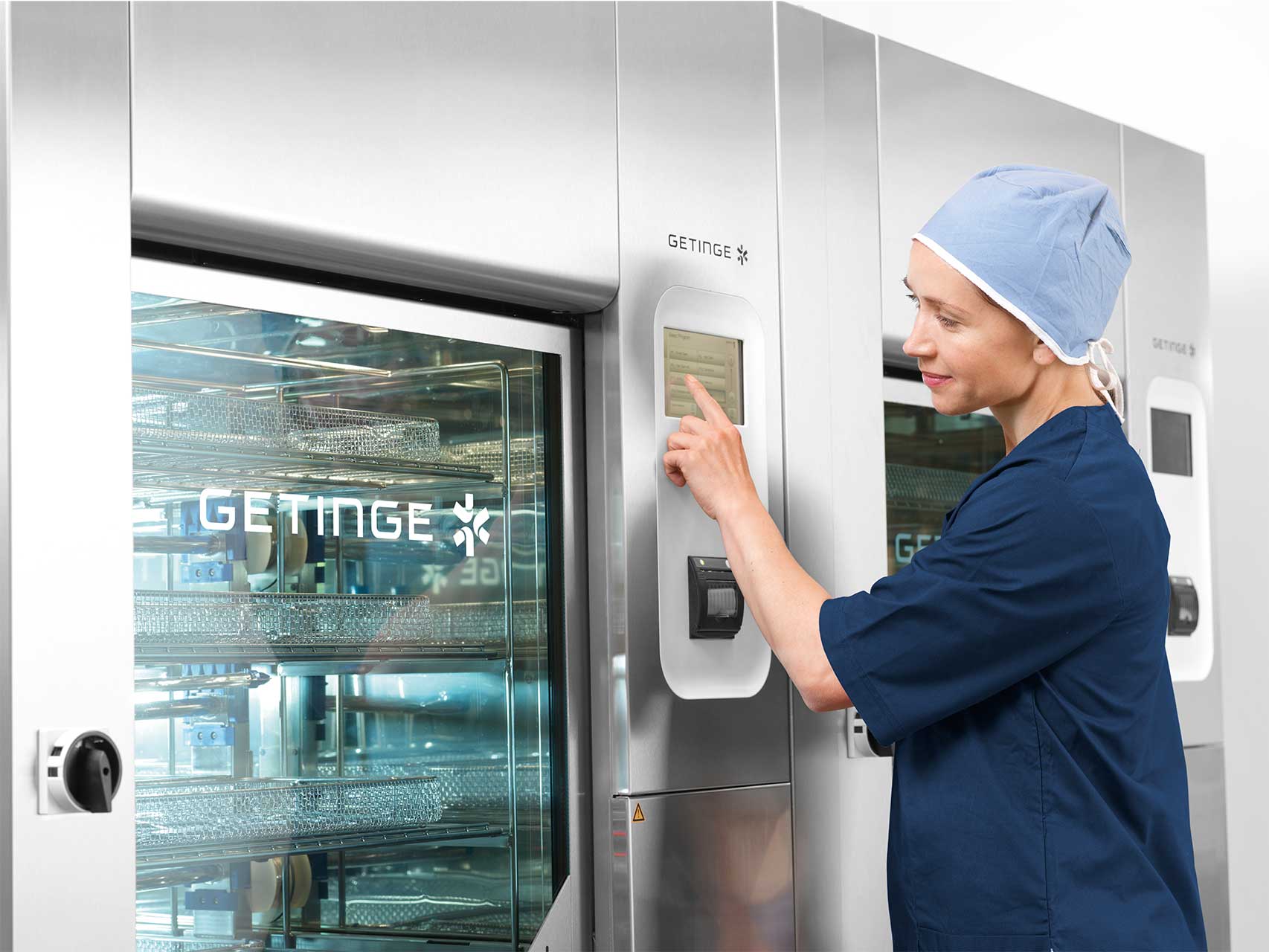The 86-series Washer-Disinfectors feature an innovative and user-friendly interface display that requires less training