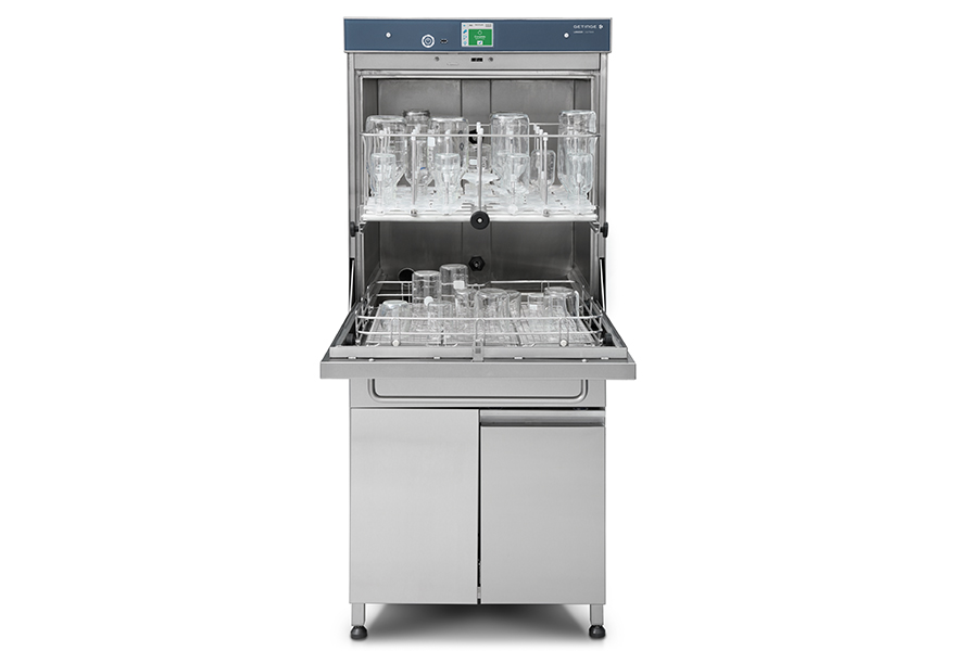 Getinge Lancer Freestanding Washer/Dryer 1600 LXP loaded with glassware Getinge Lancer Freestanding Washer/Dryer 1600 LXP loaded with glassware