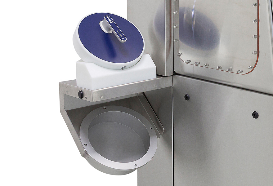 Glove Leak Tester (GLT) integrated on an ISOFLEX-R isolator Glove Leak Tester (GLT) integrated on an ISOFLEX-R isolator