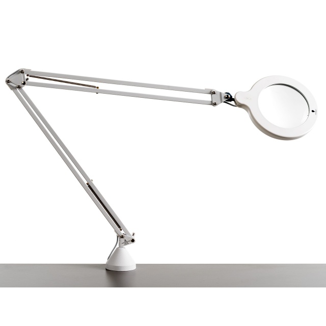 Magnifying lamp, Standard has a circular energy-saving lamp that surrounds the magnifying lens