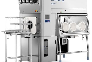 A 6-glove double workstation ISOTEST isolator with a hatch and two DPTE® Alpha rapid transfer ports