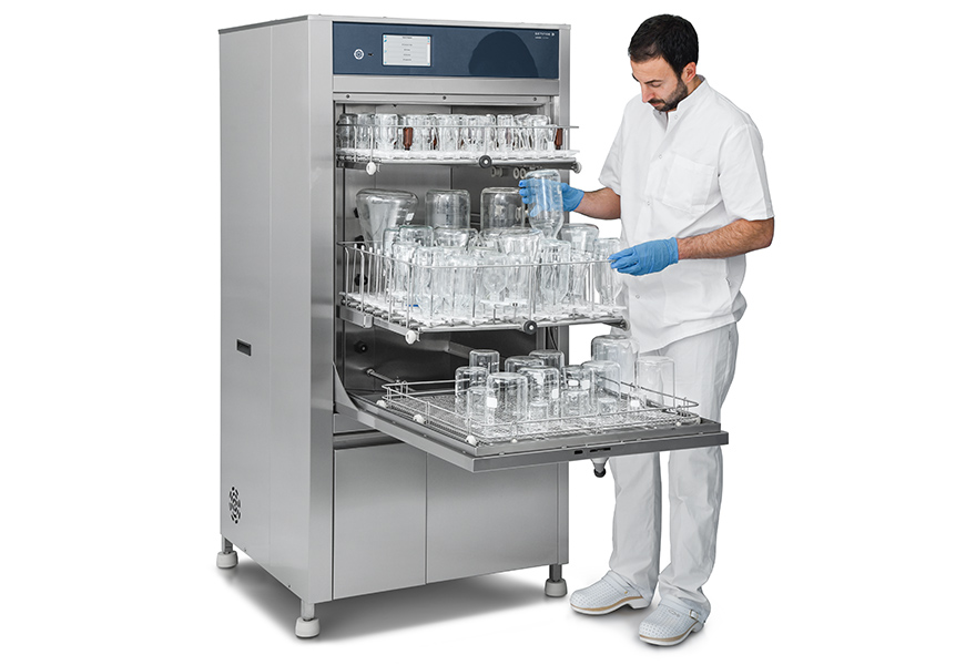 Loading Equipment for Lancer Ultima Laboratory Dishwashers