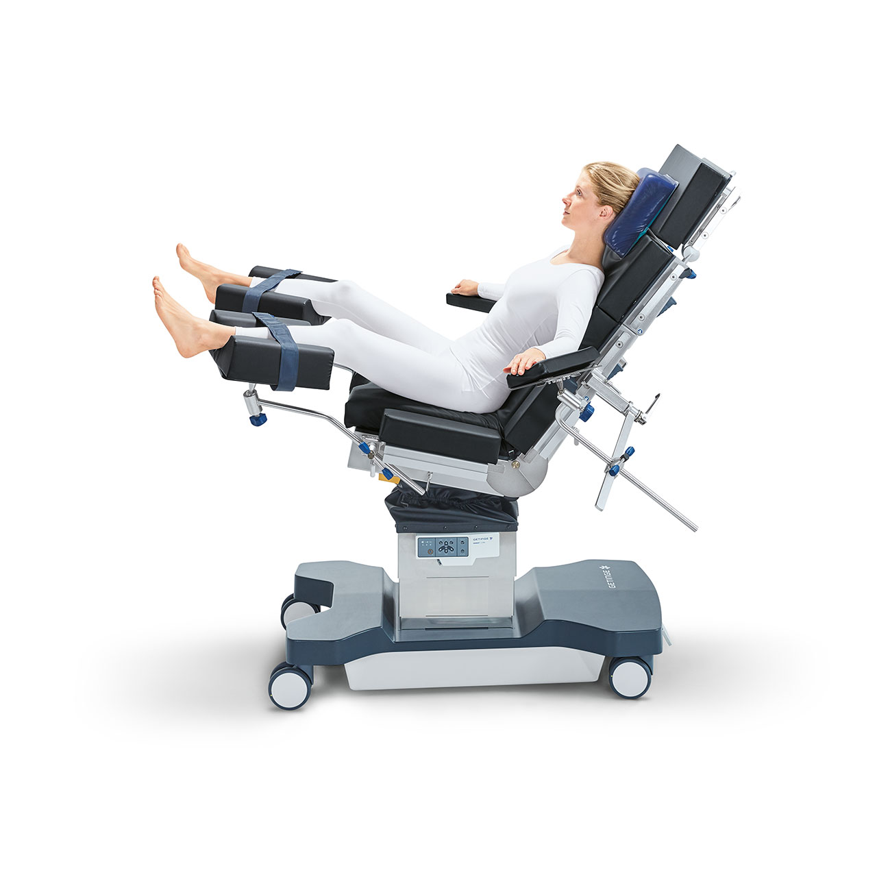 The Maquet Lyra Mobile OR Table ensures stability and safety for a broad range of patients. It has a maximum load of 360 kg in normal position, and 180 kg without any restrictions – ideal for  most patient populations.
