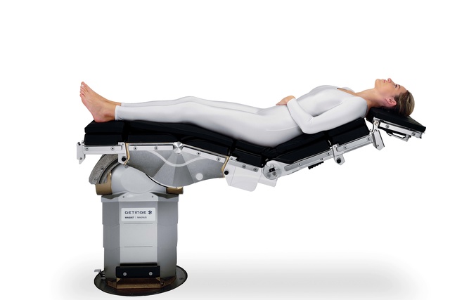 Thyroid surgery with well exposed neck