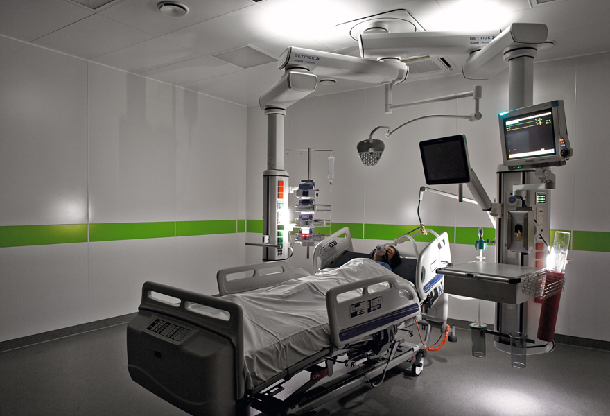 Maquet Moduevo Accessories illuminationMaquet Moduevo Ceiling Supply Units for intensive care units offers lighting options Maquet Moduevo Accessories illuminationMaquet Moduevo Ceiling Supply Units for intensive care units offers lighting options