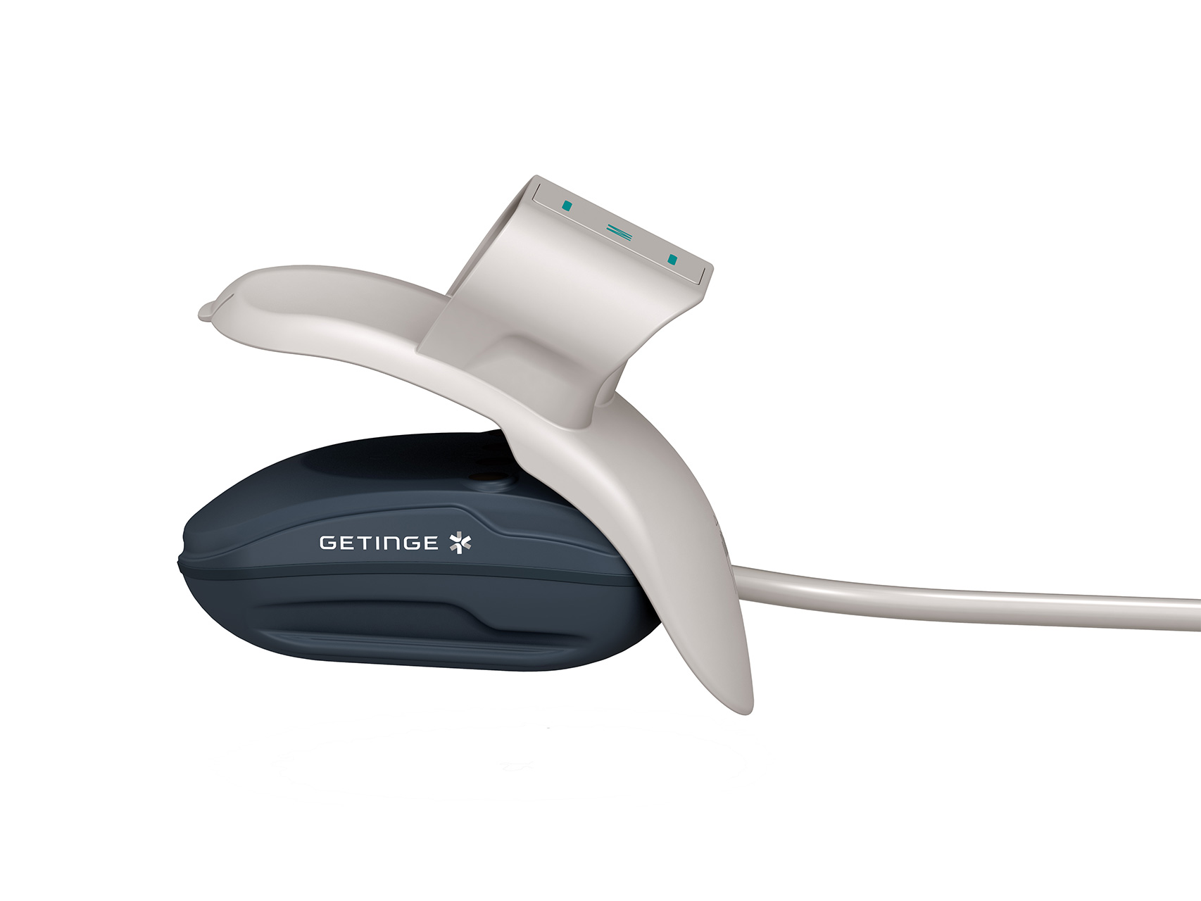 The NICCI Sensor contains two finger cuffs and performs an automatically alternating continuous measurement at the patient’s finger.