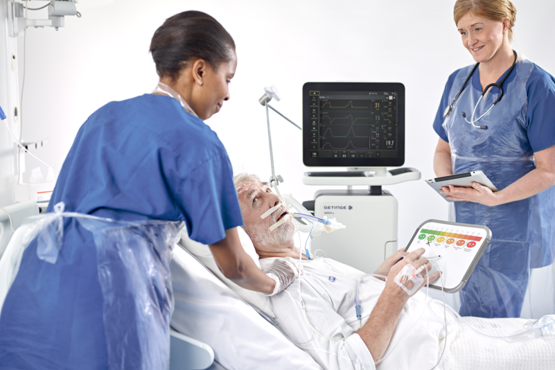 ICU Servo-u patient and doctors ICU Servo-u patient and doctors