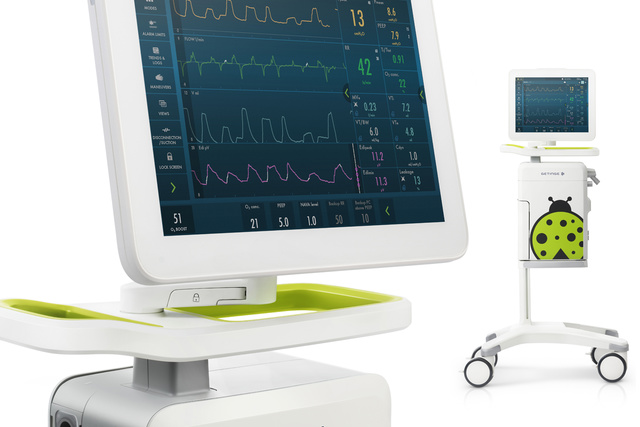 Getinge Servo-n mechanical ventilator screen showing NAVA ventilation mode and the vital sign of respiration the Edi signal