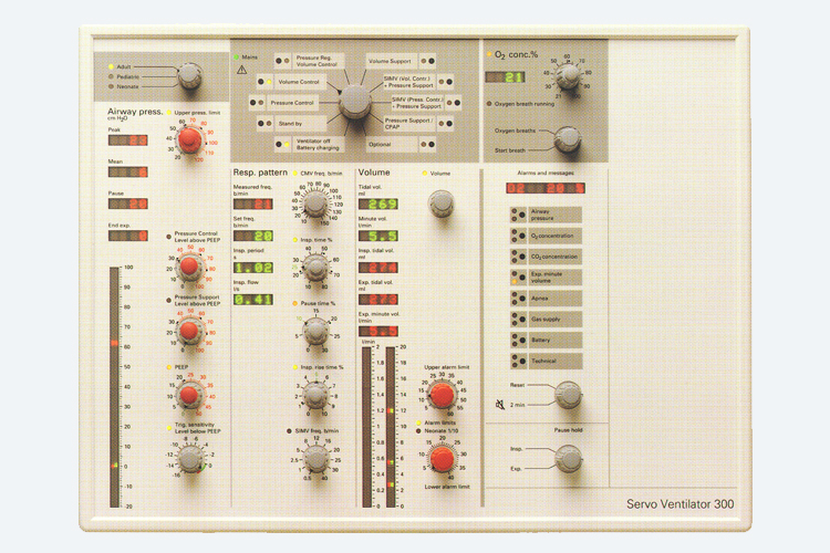 Servo 300 mechanical ventilator showing control panel knobs and digital displays